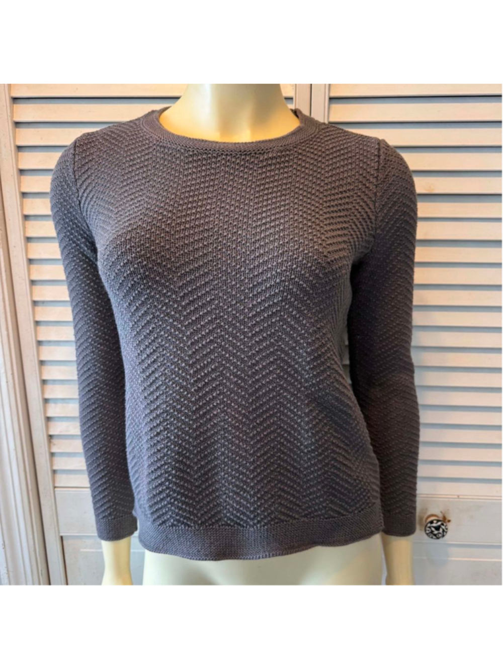 Women's Old Navy Gray Petite Crew Neck Sweater SP